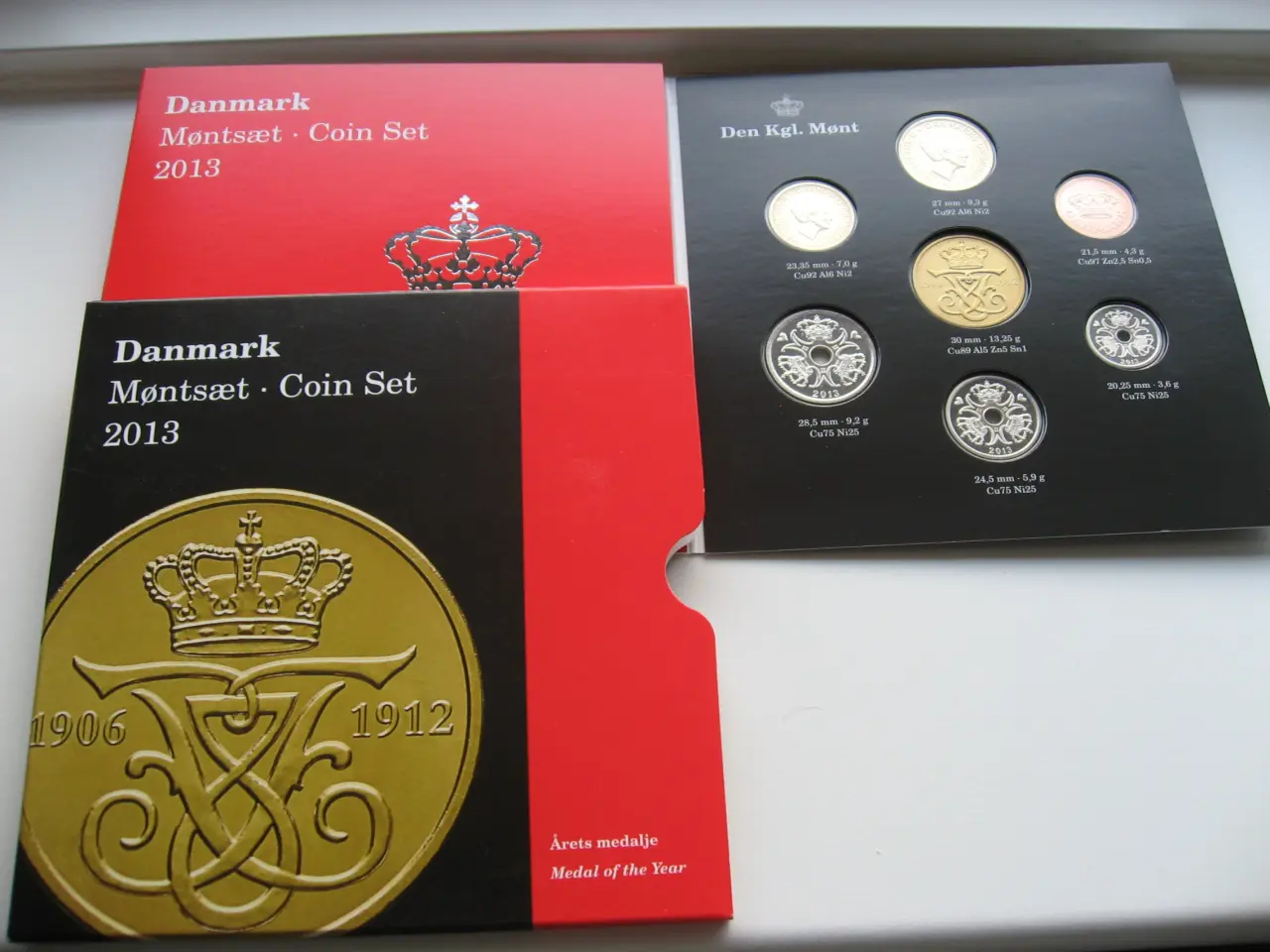 Billede 1 - Smukke Kgl Møntsæt 2011 & 2013 (2012 390kr)Pr SÆT