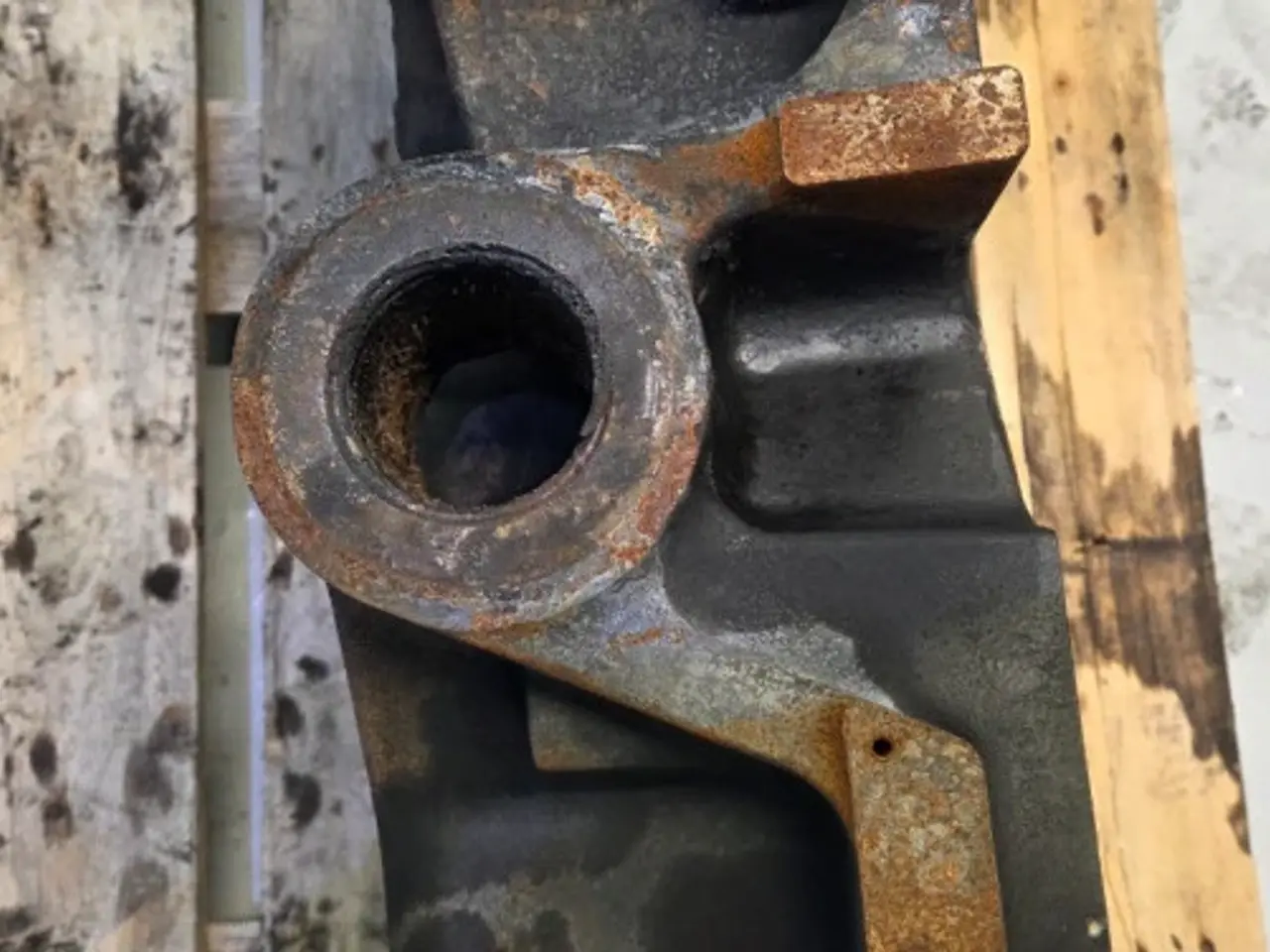 Billede 15 - Iveco F4DFE617L Bundkar 5801882457