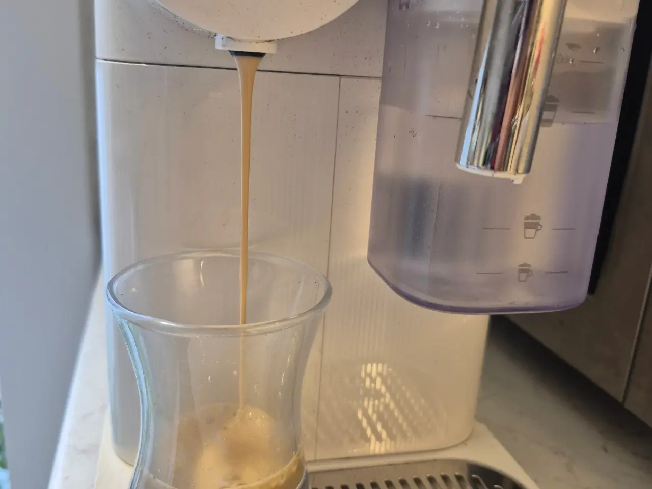 Billede 2 - Nespresso kaffemaskine 
