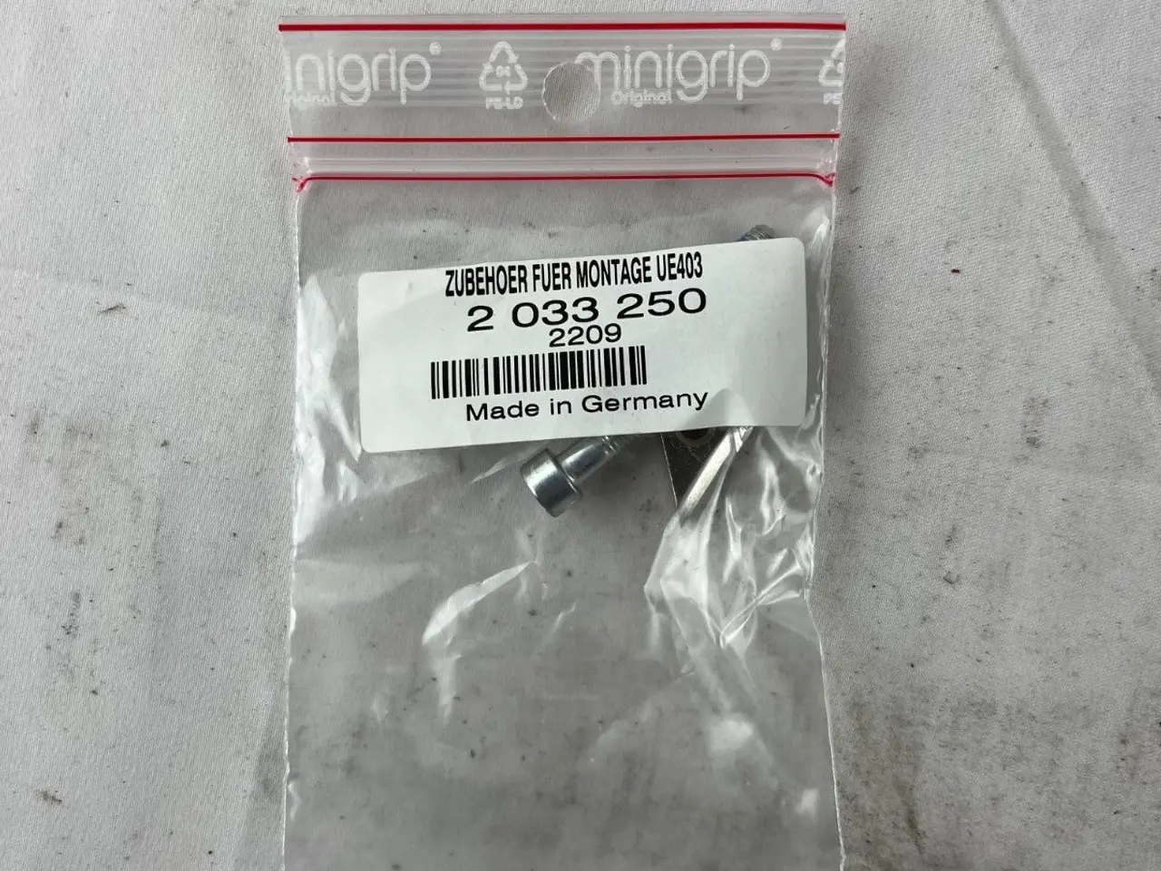 Billede 3 - SICK 2033250 UE403 Mounting Kit Sliding Nuts M4000