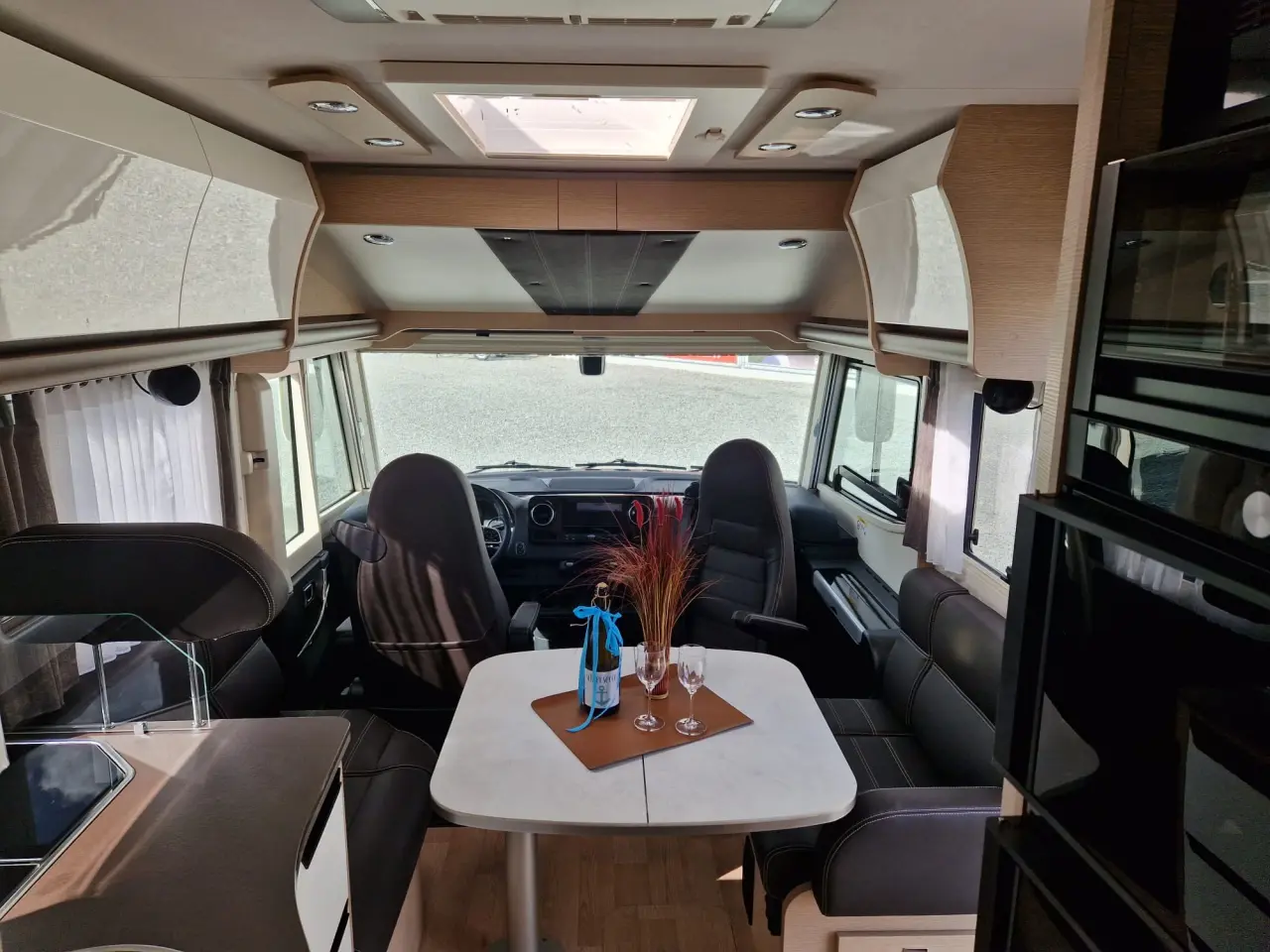 Billede 13 - Leje campingvogne / autocamper