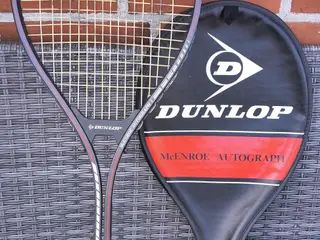 DUNLOP "JOHN MCENROE" VINTAGE/SAMLEOBJEKT, FLOT