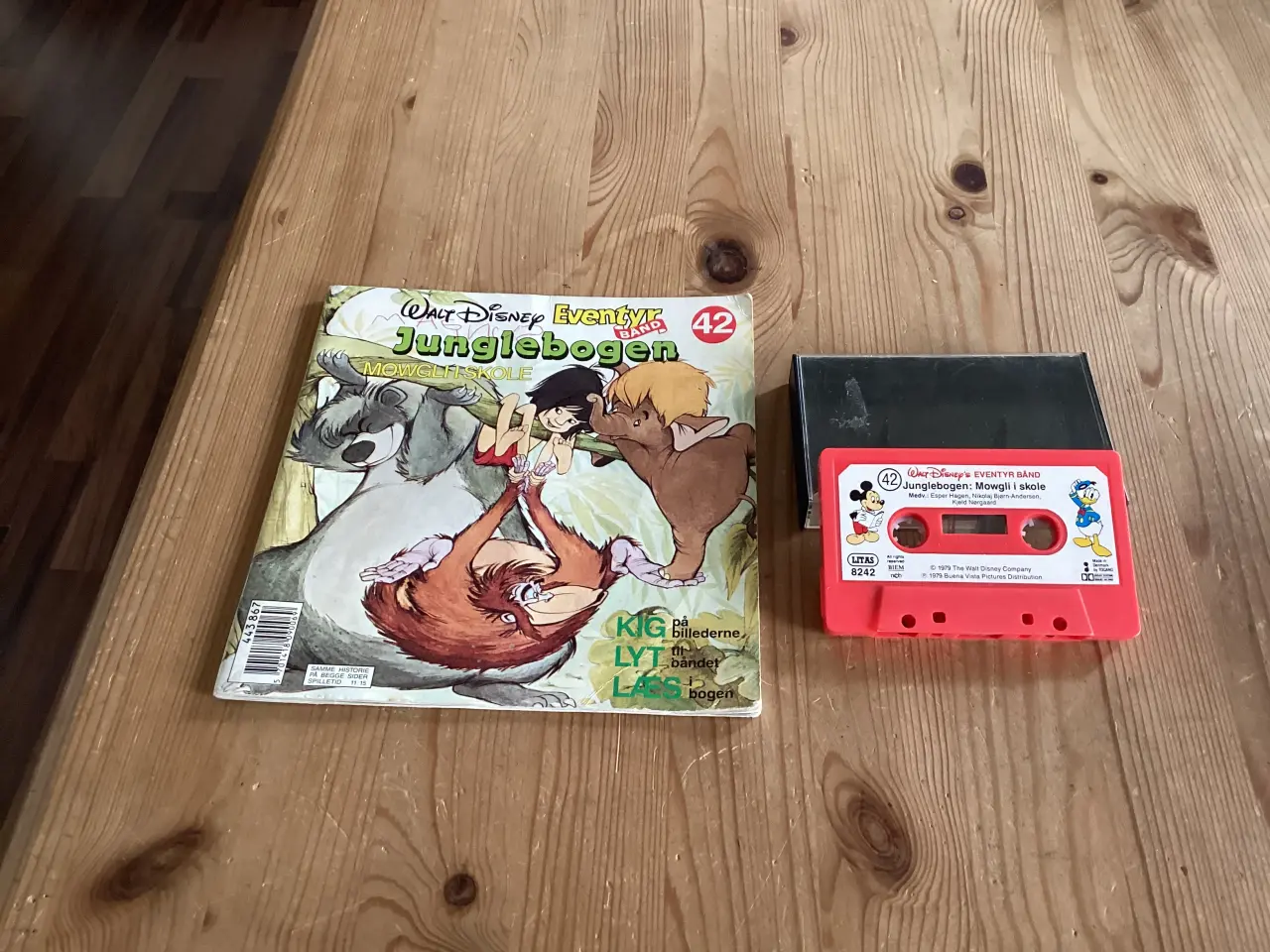 Billede 5 - Lyt og Læs. Bog og Bånd. 5 Stks
