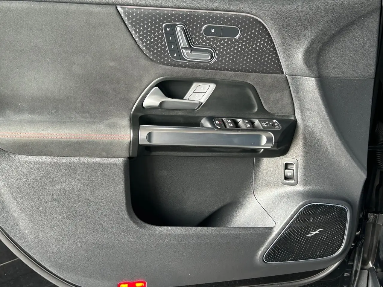 Billede 15 - Mercedes EQB250+ AMG Premium