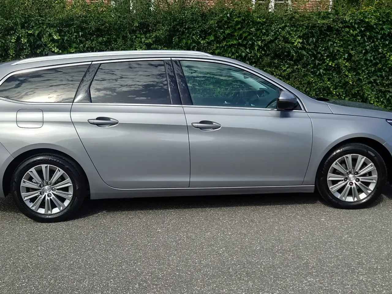 Billede 8 - Peugeot 308 1,6 BlueHDi 120 Allure Sky SW