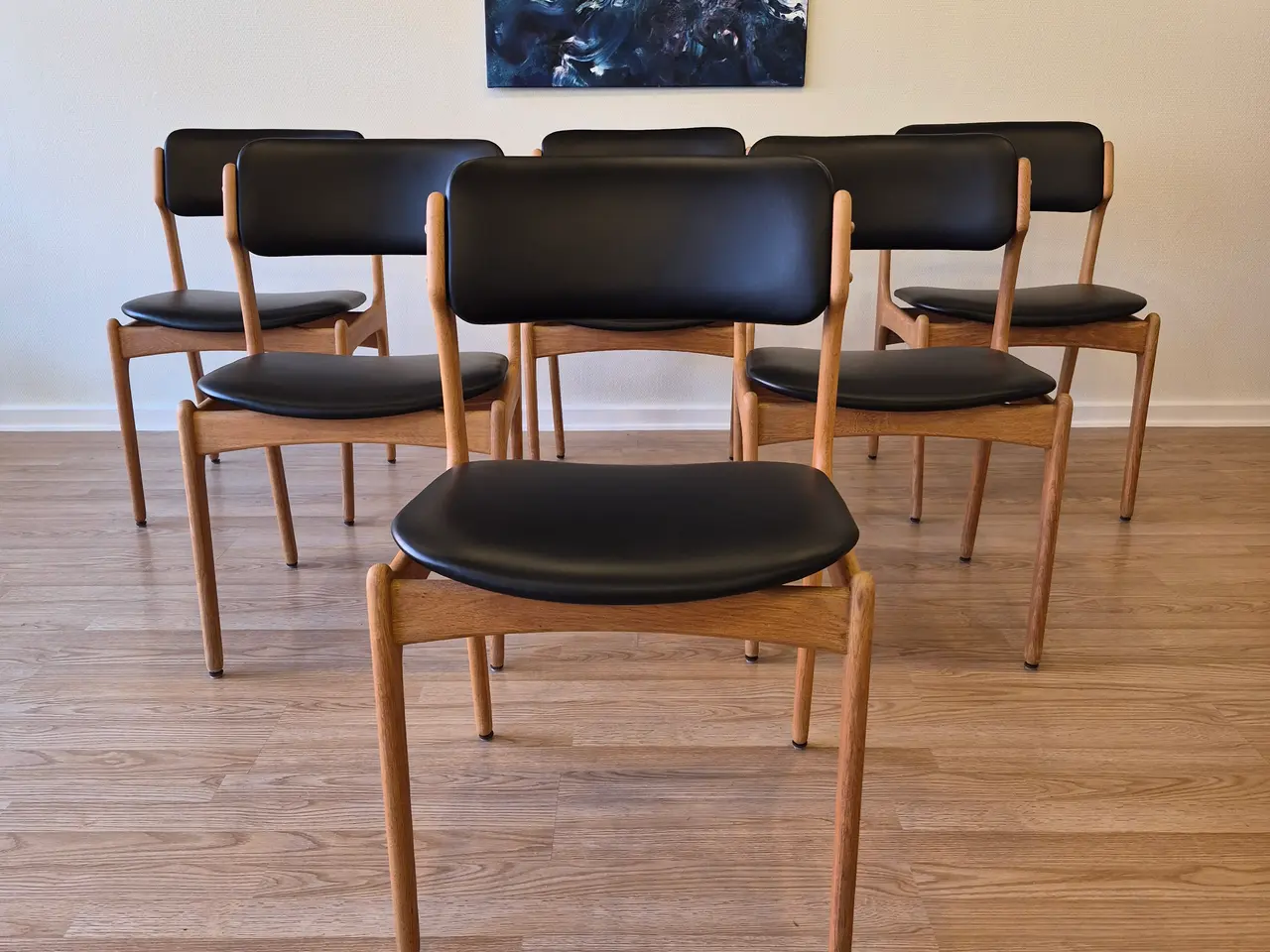Billede 3 - 6 Erik Buch Nyrenoverede egetræ stole