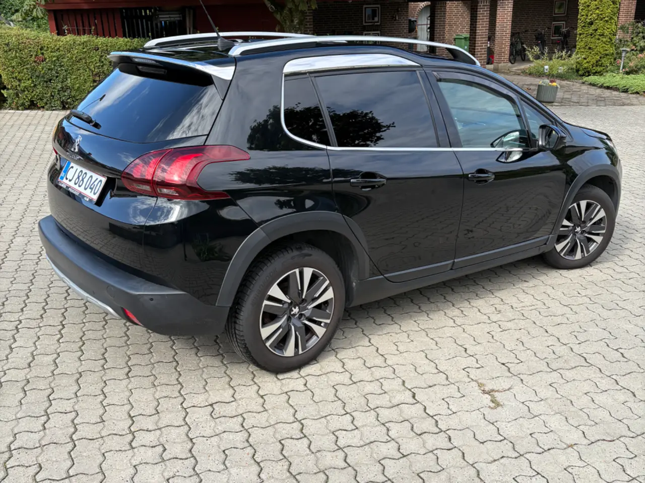 Billede 4 - Peugeot 2008 1,5 BlueHDi 100 Allure Sky