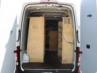 VW Crafter 35 2,0 TDi 177 Kassevogn L3H2 aut.