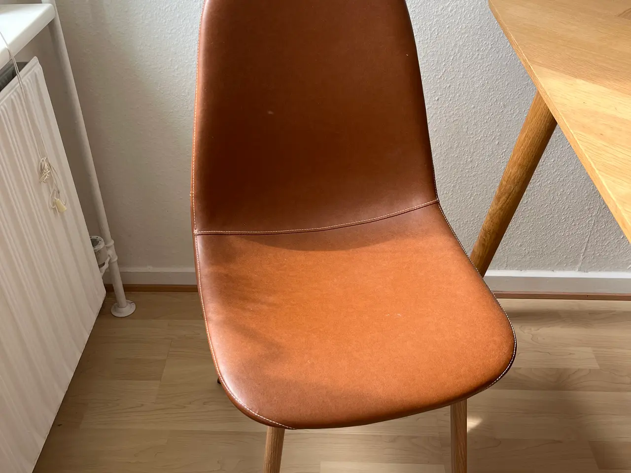 Billede 5 - Spisebord med stole