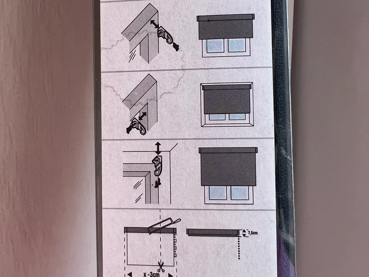 Billede 6 - Nyt og Ubrugt Sort Mørklægningsrullegardin (100x17