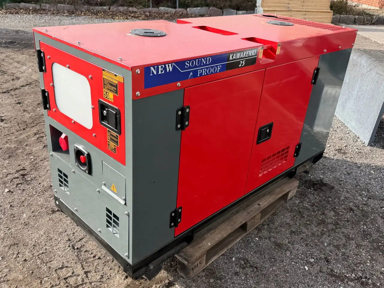 Billede 4 - KAWAKENKI KK25-III-SSS Næsten ny 25 KVA Generator