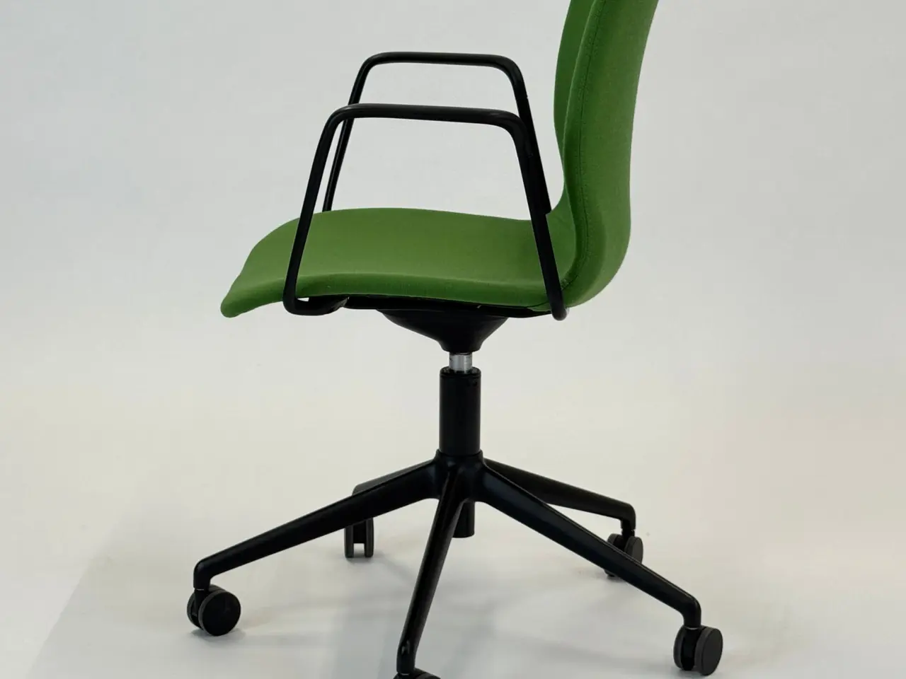 Billede 4 - Savir Design Reflect 5500 Stol – Grøn med Sort Stel