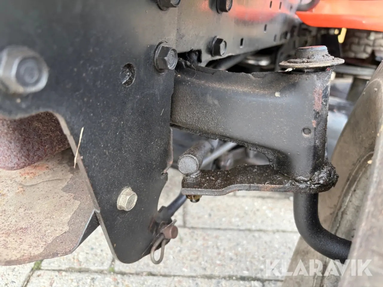 Billede 10 - Græsslåmaskine Husqvarna YT 130
