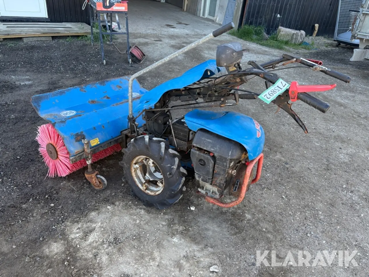 Billede 2 - Redskabsbærer BCS 740 med kost