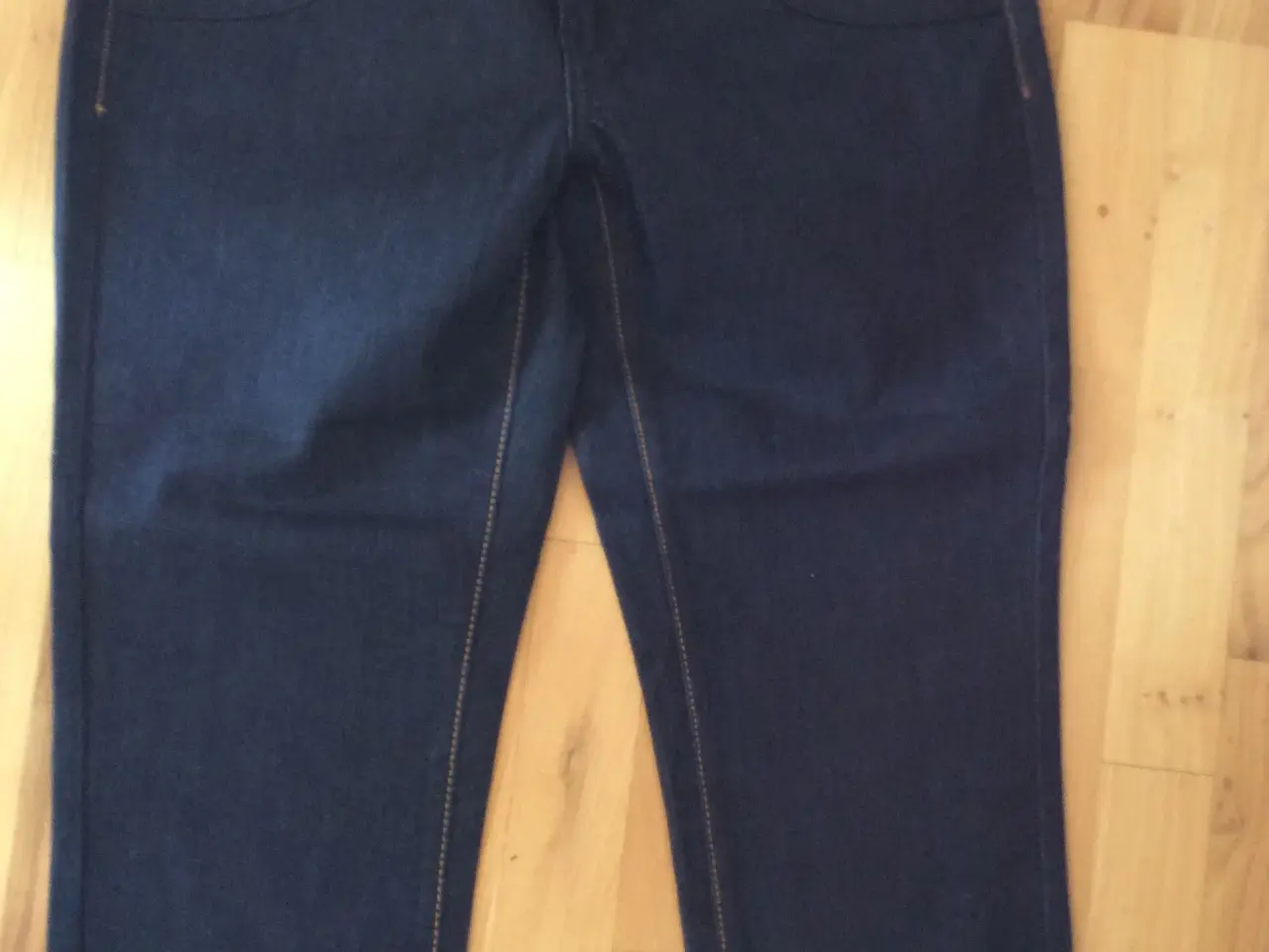 Billede 1 - Mørkeblå Denim Capri buks