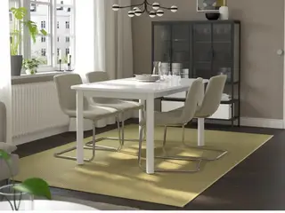 Nyt hvidt spisebord 