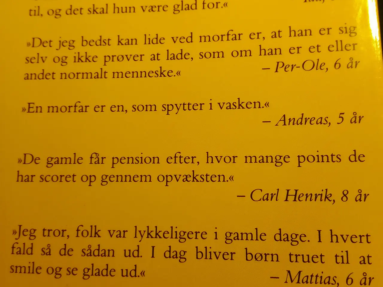 Billede 2 - Unni Lindell: Gamle damer lægger ikke æg. 1993.