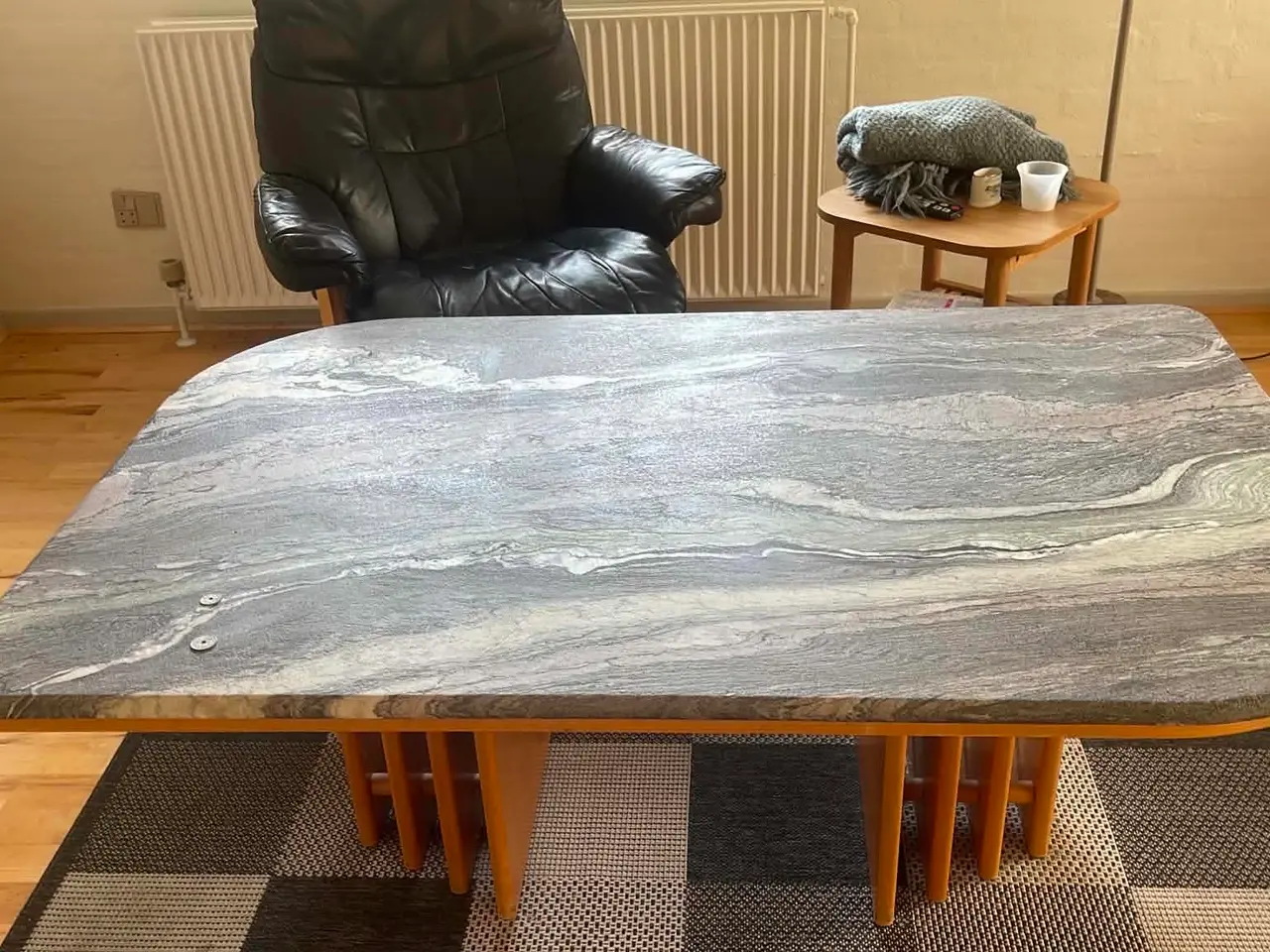 Billede 1 - Sofabrod, massiv marmorplade