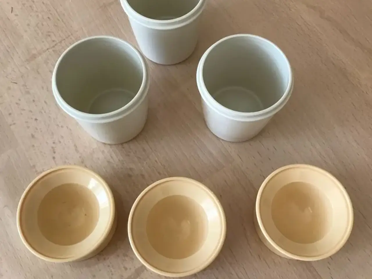 Billede 2 - Tupperware æggebægre