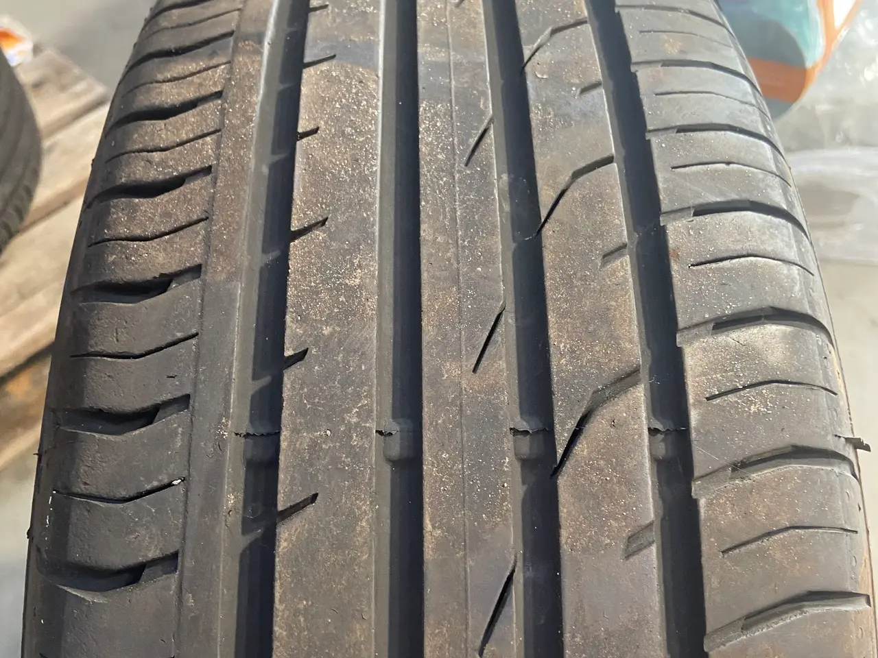 Billede 1 - 225 55 16 conti gode sommerdæk