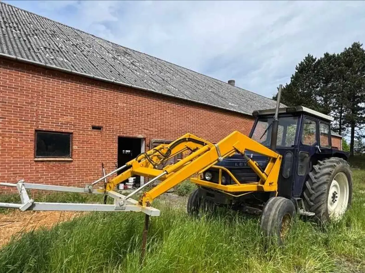 Billede 3 - Pensionist SØGER BILLIG Traktor m frontlæsser klip