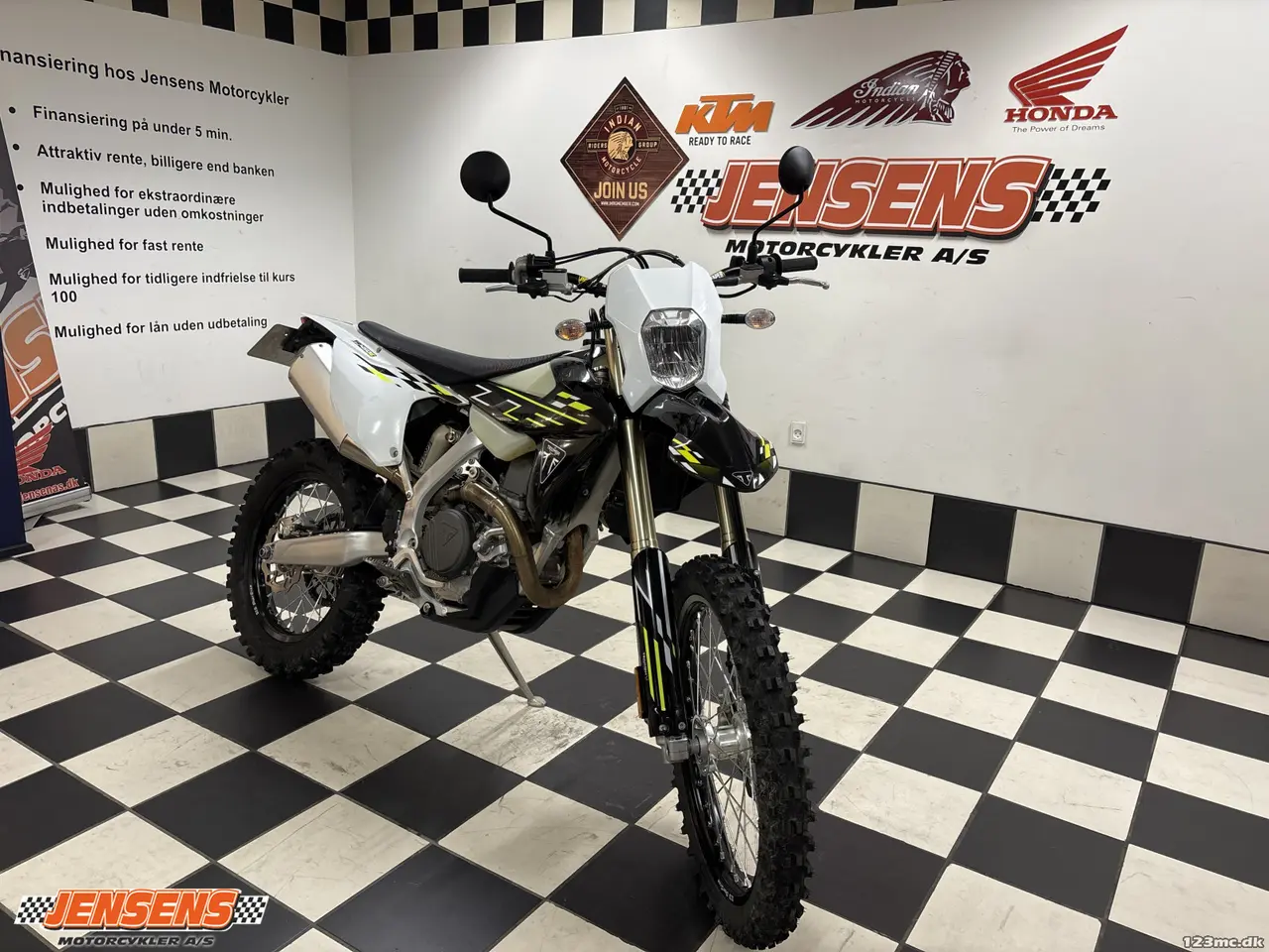 Billede 2 - Triumph TF 450-E