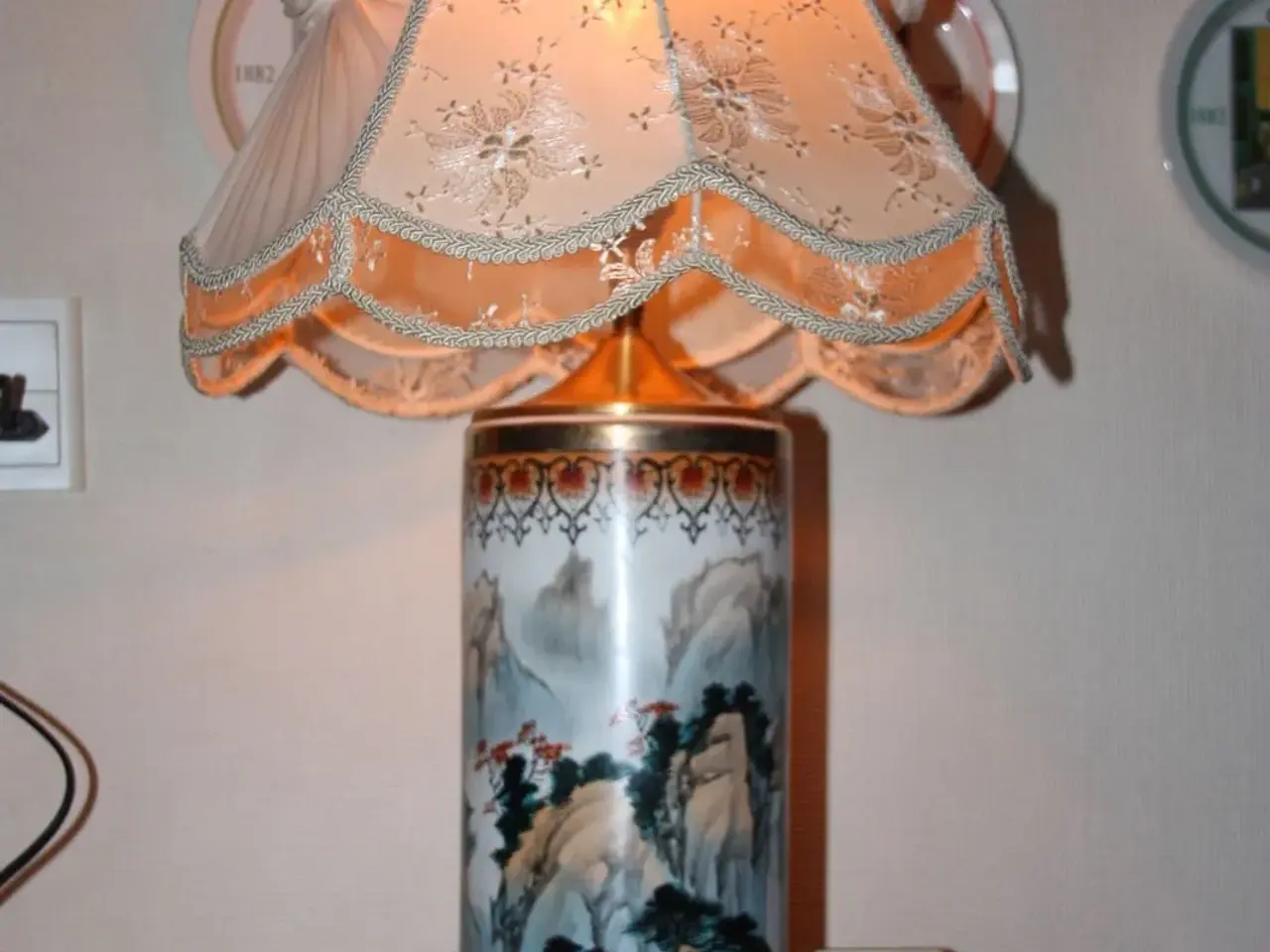 Billede 3 - Kinesisk rund lampe med landskabsmotiv