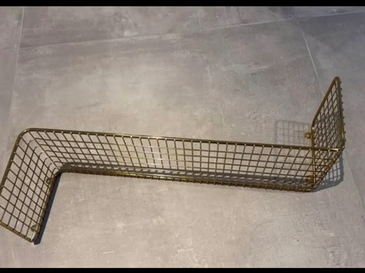 Billede 1 - Ikea stål hylde - ‘guld’