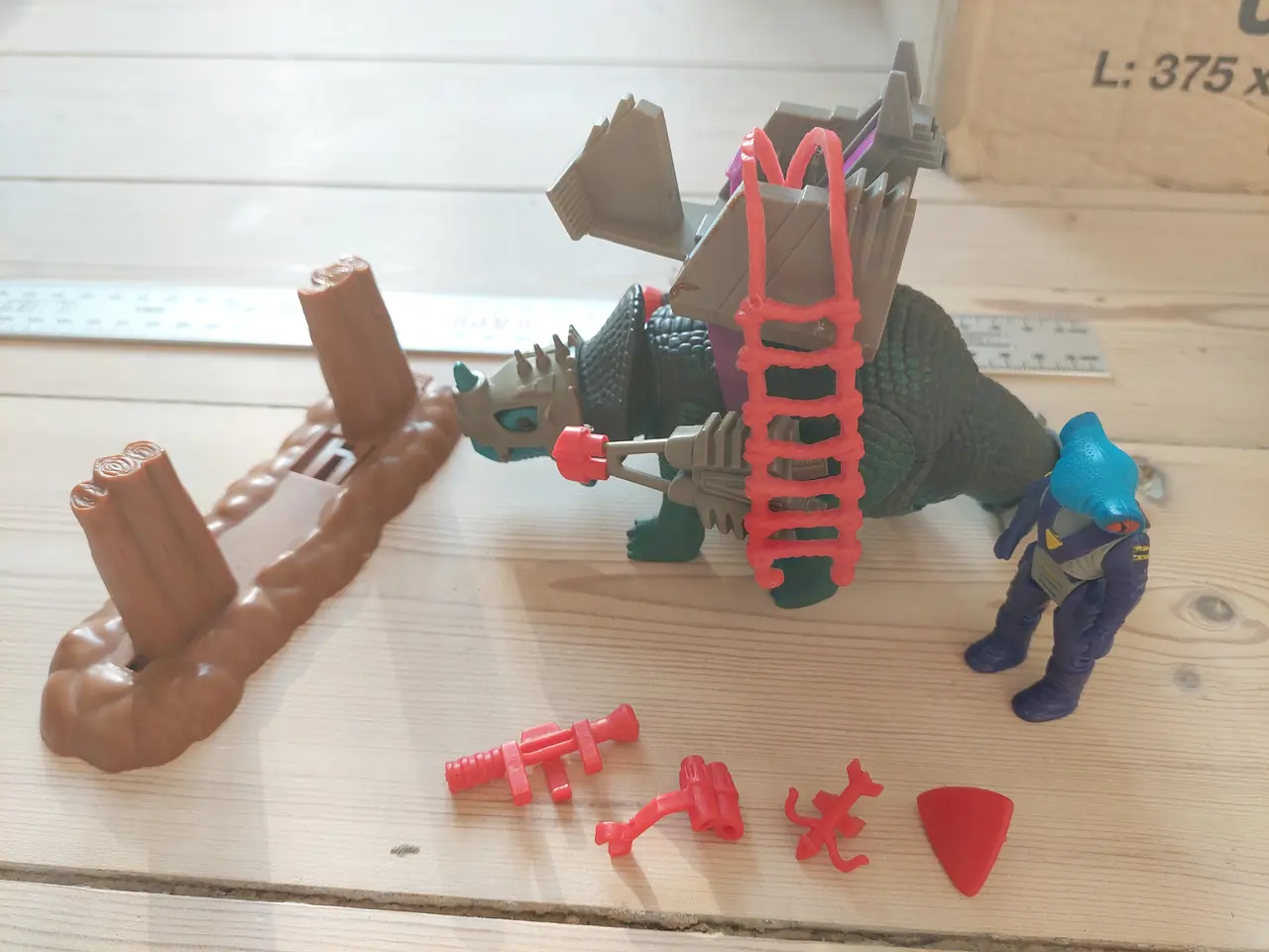 Billede 5 - Dino-Riders - Monoclonius med Mako-figur