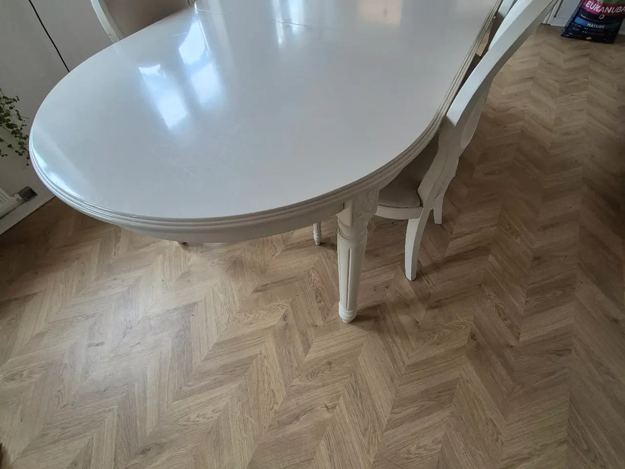 Billede 1 - Spisebord sælges