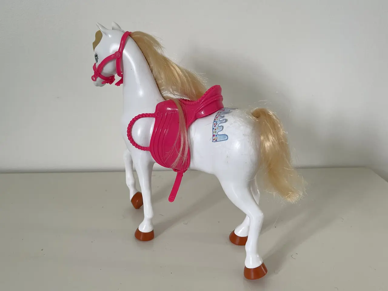 Billede 5 - Hvid Barbie Hest, Mattel