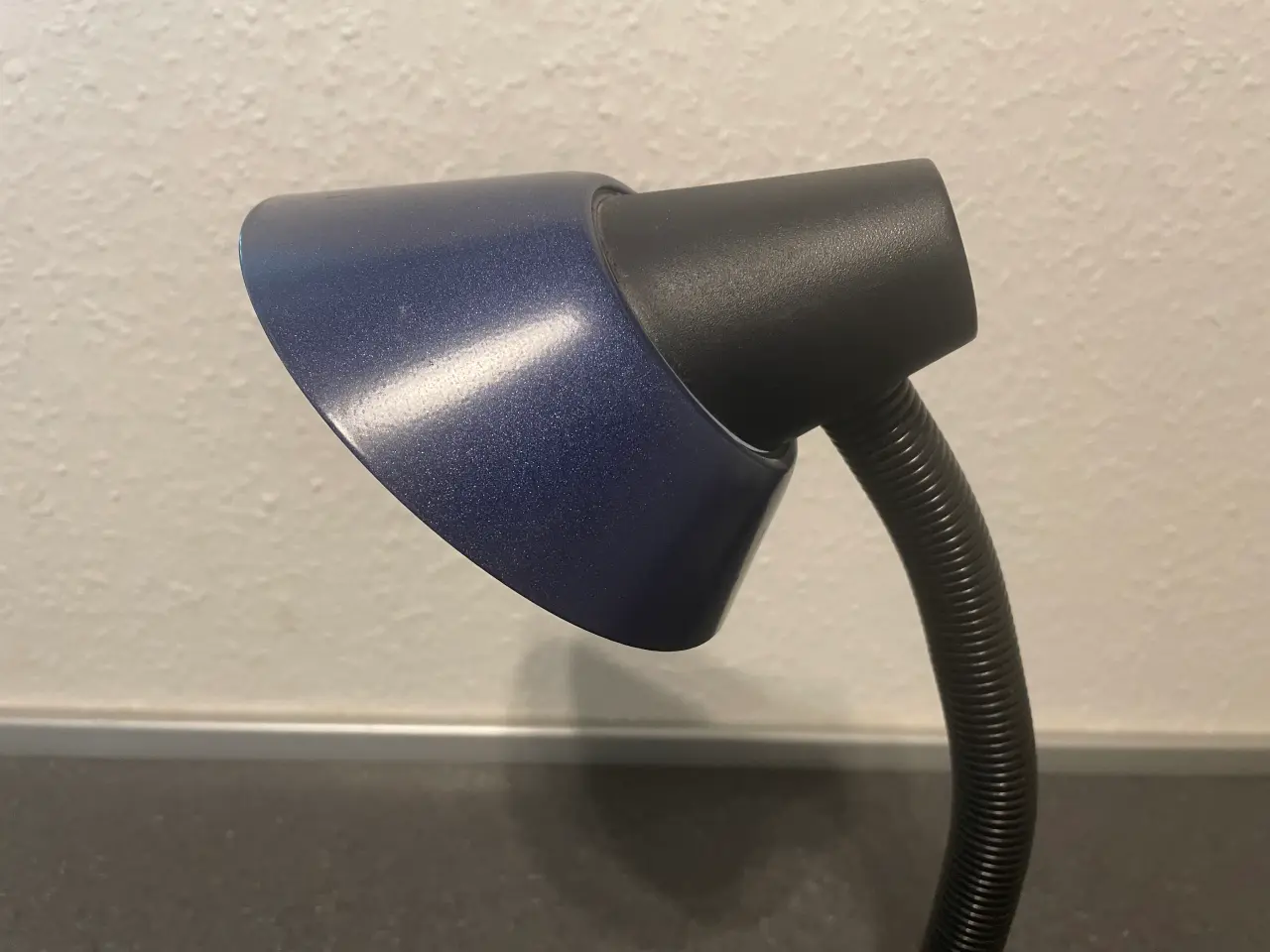 Billede 1 - Bordlampe med bøjelig overdel 