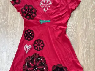 Desigual kjole -Lady in Red