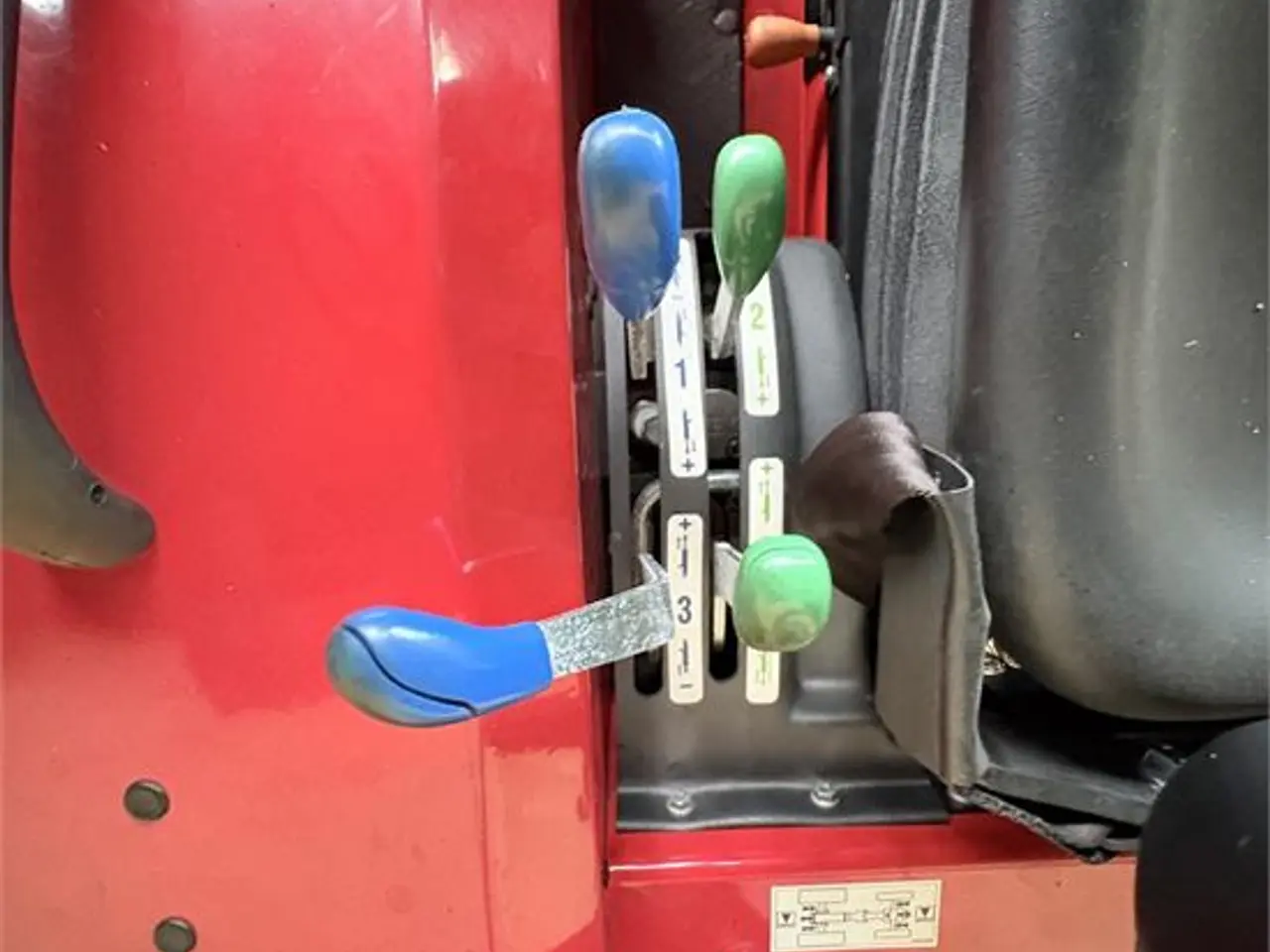 Billede 12 - Valpadana 90105 AR - Vendbar førerplads / Reversible drivers seat