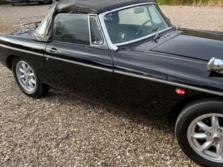 FLOT velholdt MG B
