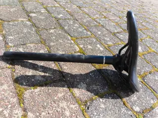 Kona sadel og sadelpind