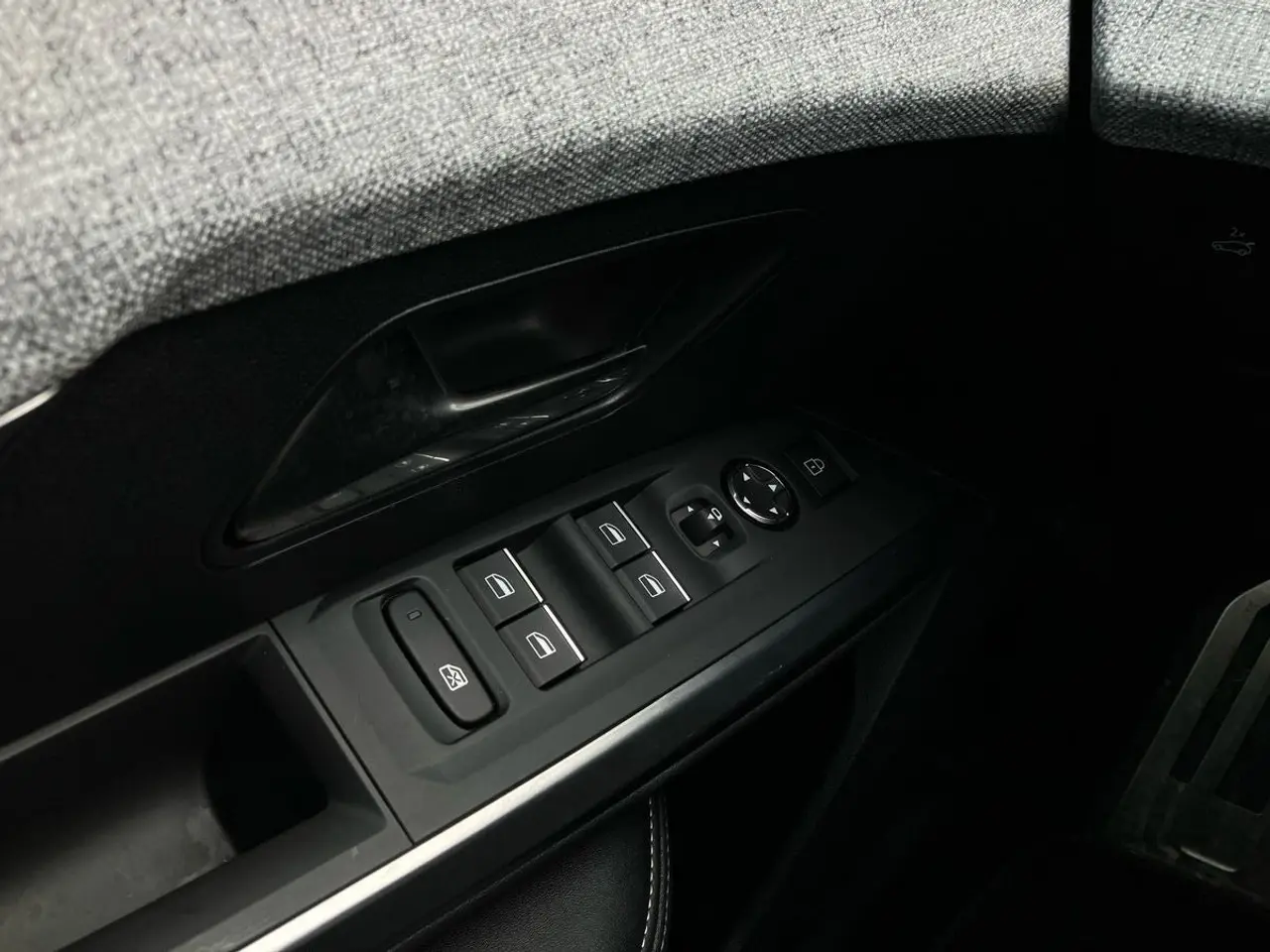 Billede 18 - Peugeot e-3008 77 GT