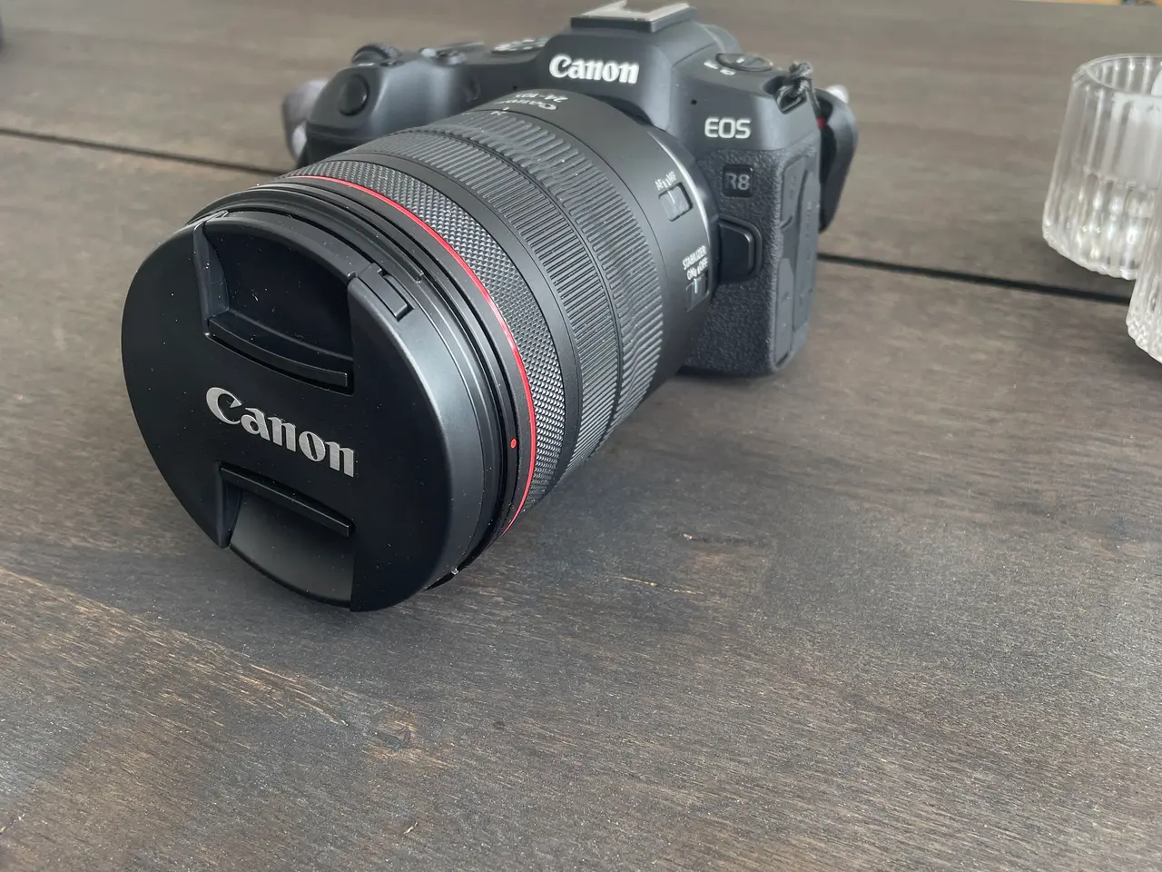 Billede 3 - Canon EOS R8 + 2 Batterier & Oplader – Full Frame