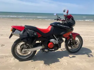 Cagiva Grand Canyon 900. ducati