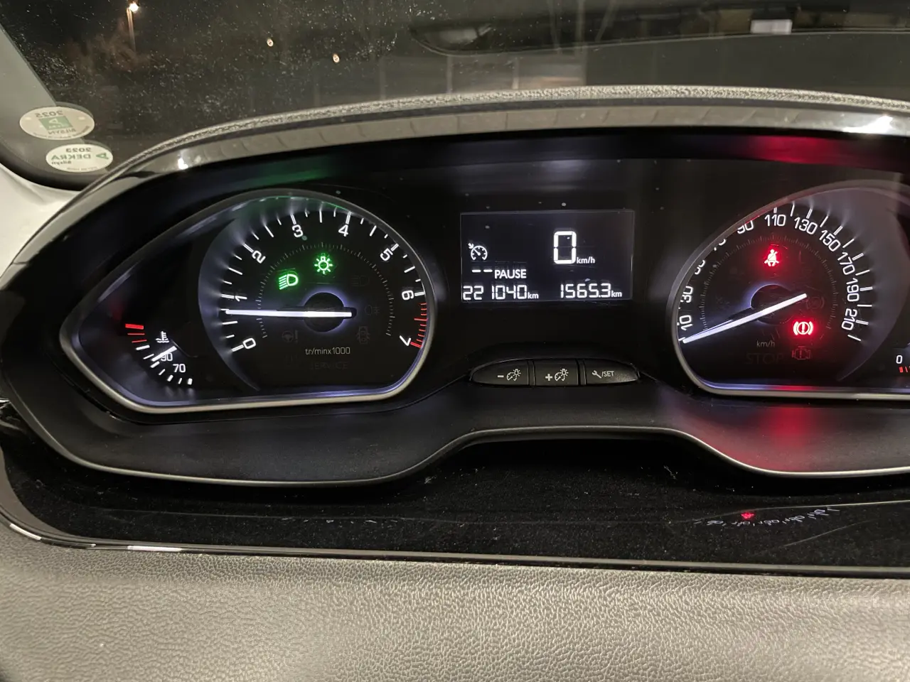 Billede 4 - Velholdt Peugeot 208 – årgang 2015 – 1 ejer