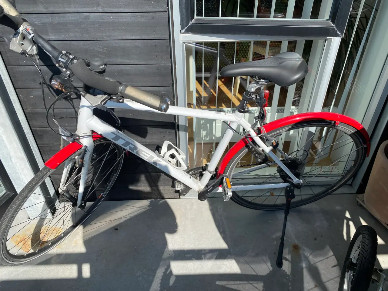 Billede 1 - Herre Trek cykle. Brugt få gange.