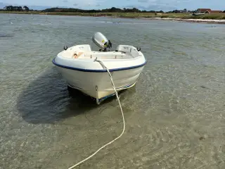 Ørnvik 410 med 20 hk Honda og trailer