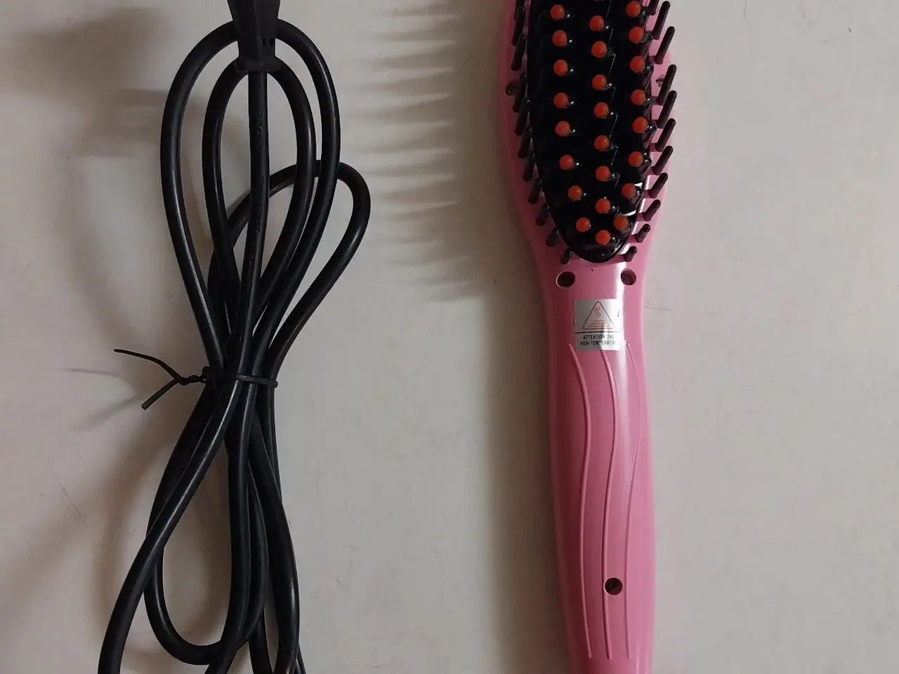 Billede 1 - Hårbørste med varme til hårstyling