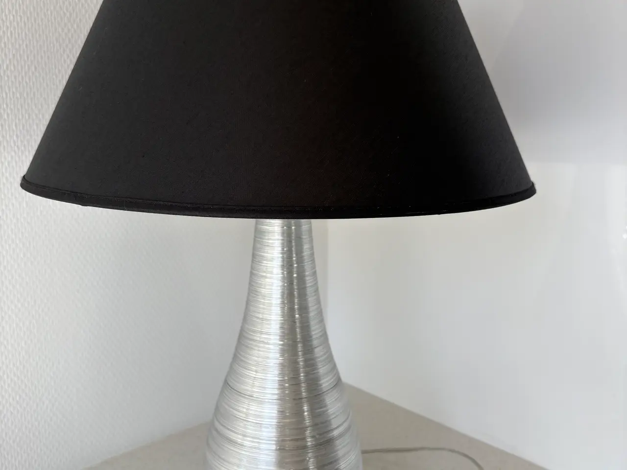Billede 2 - Unikke dansk design Frandsen Bordlampe 2 stk.