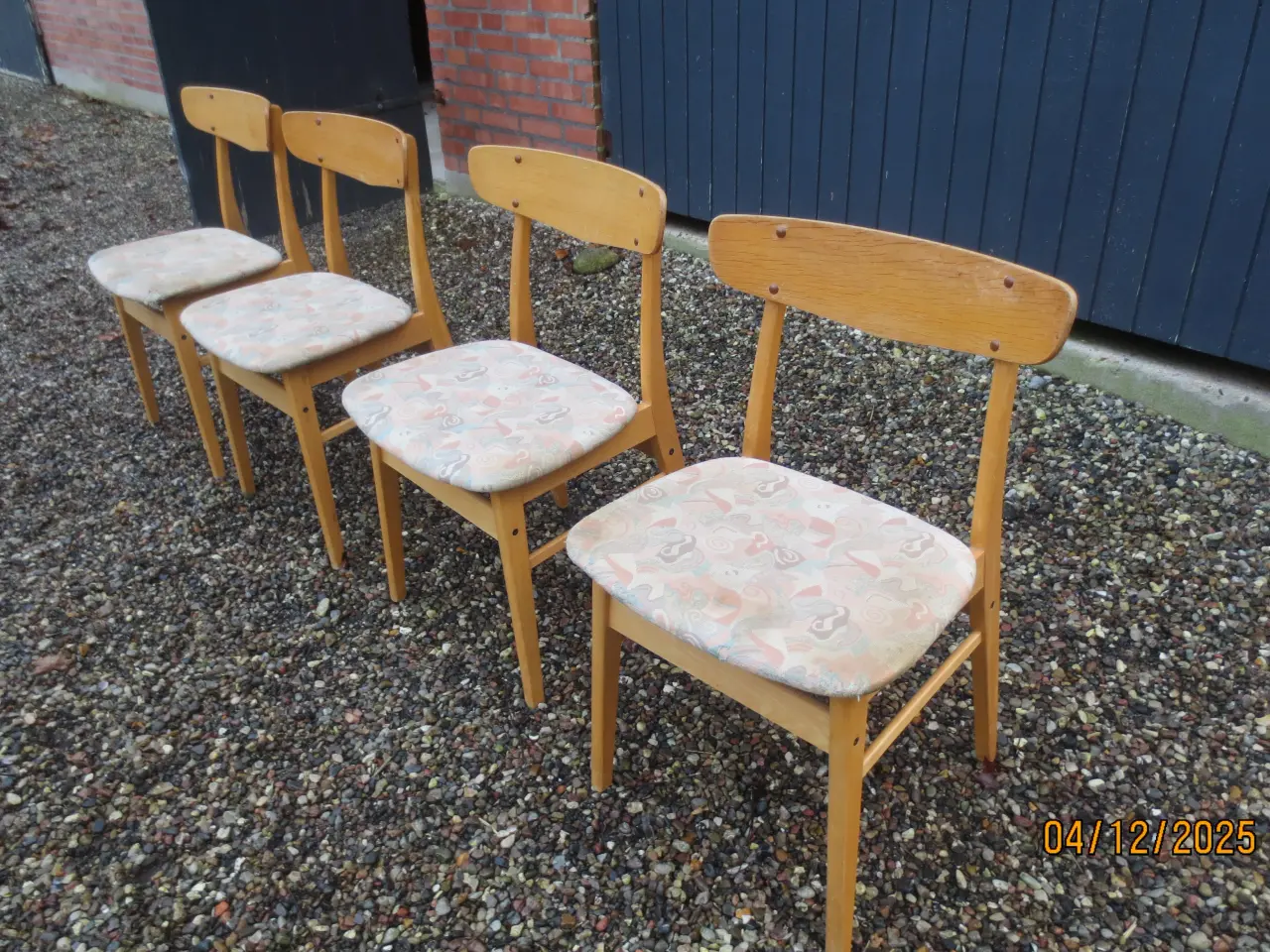 Billede 1 - 4 stk Findahl Spisestuestole med stof