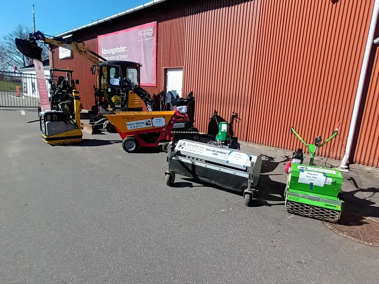 Billede 8 - UDLEJES MINIGRAVER 2.7 TONS MED TILTMAN 