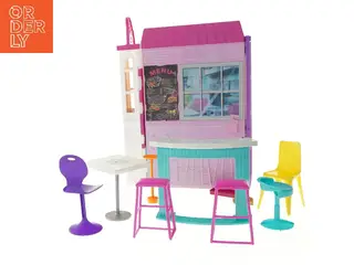 Barbie café legesæt/restaurant med møbler fra Barbie (str. 30,5x39,5x12 cm)