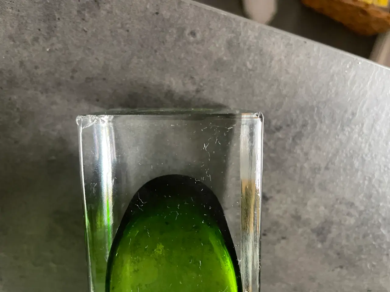 Billede 2 - Grøn glas vase og skål