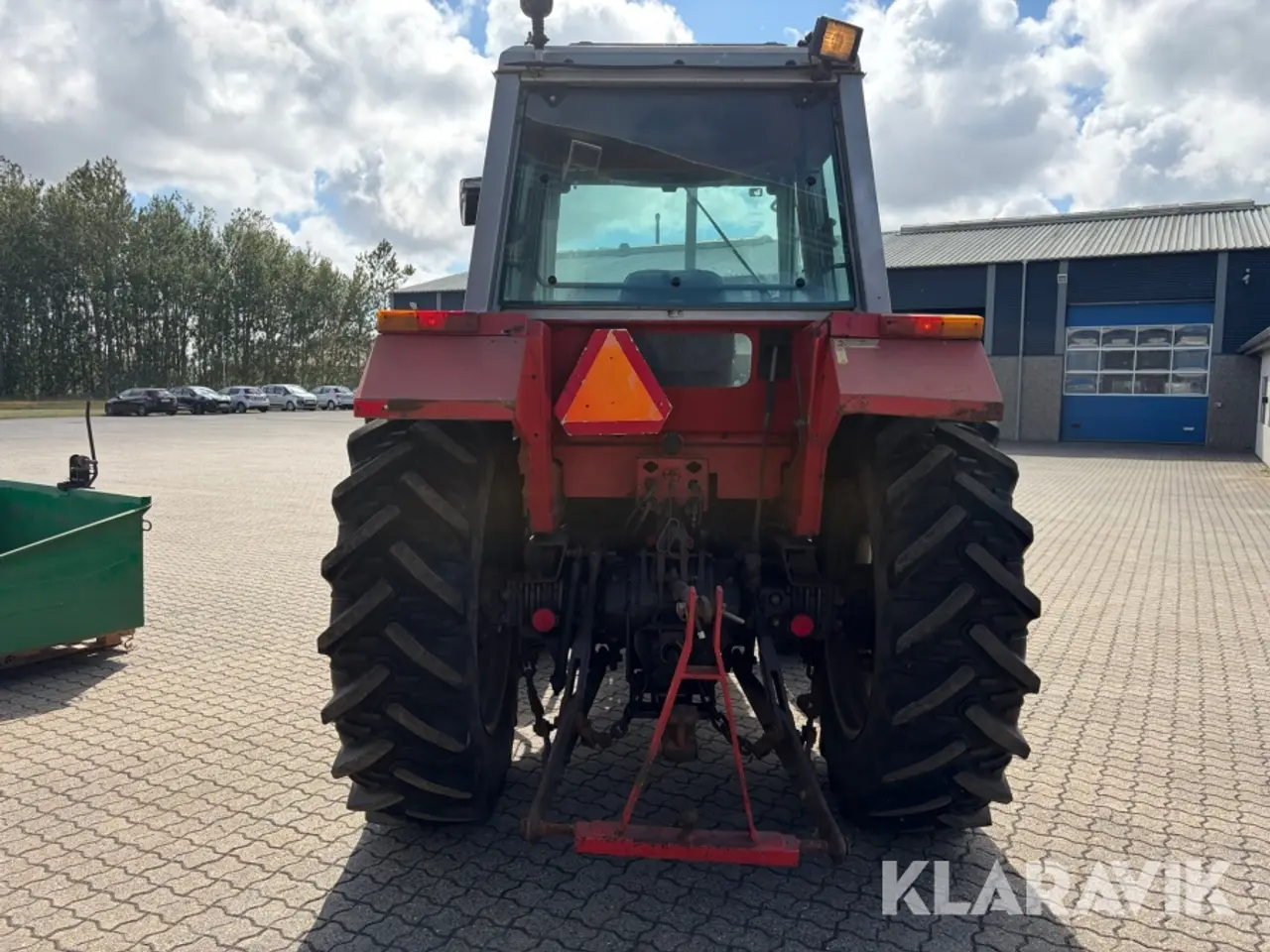 Billede 4 - Traktor Massey-Ferguson 690 RJ med frontlift og tilbehør
