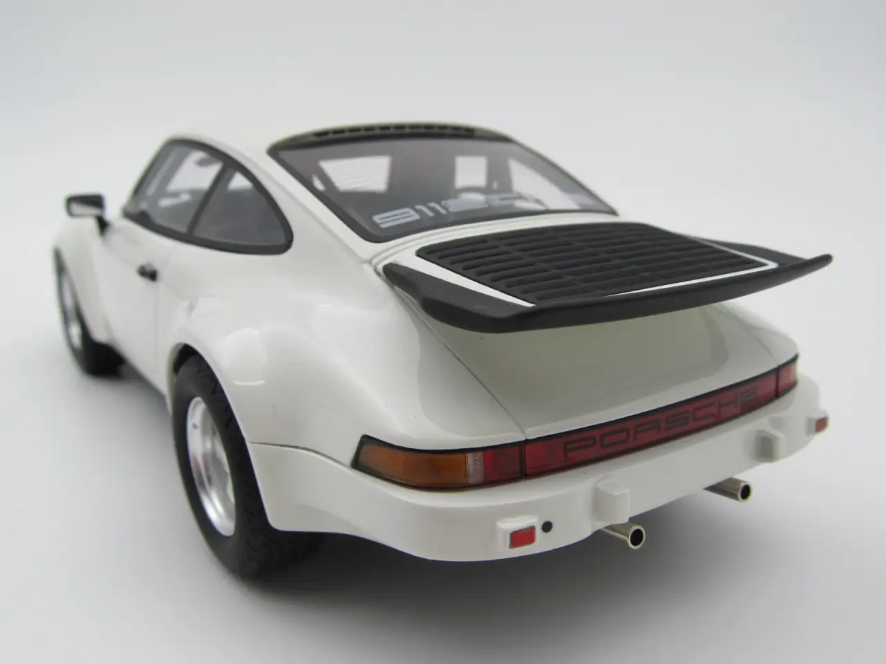 Billede 7 - 983 Porsche 911 SC RS Limited Edition - 1:18